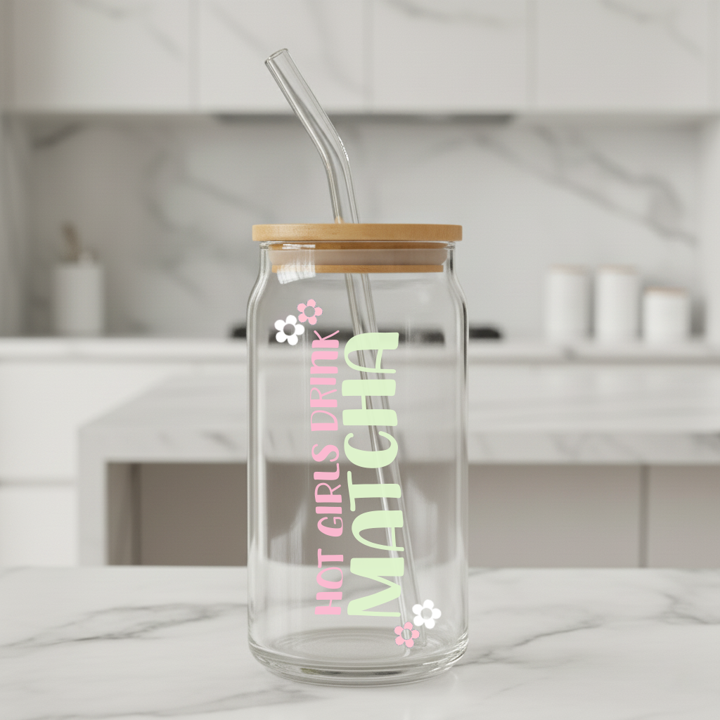 Hot Girls Drink Matcha Trinkglas 500ml mit Bambusdeckel und Glashalm 